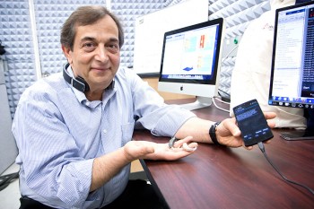 Scientists Target Smartphone Technology to Improve Hearing Devices